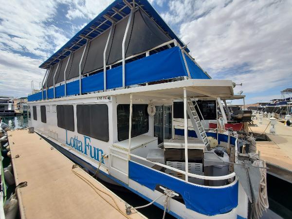 1995 Skipperliner 55x15 Houseboat
