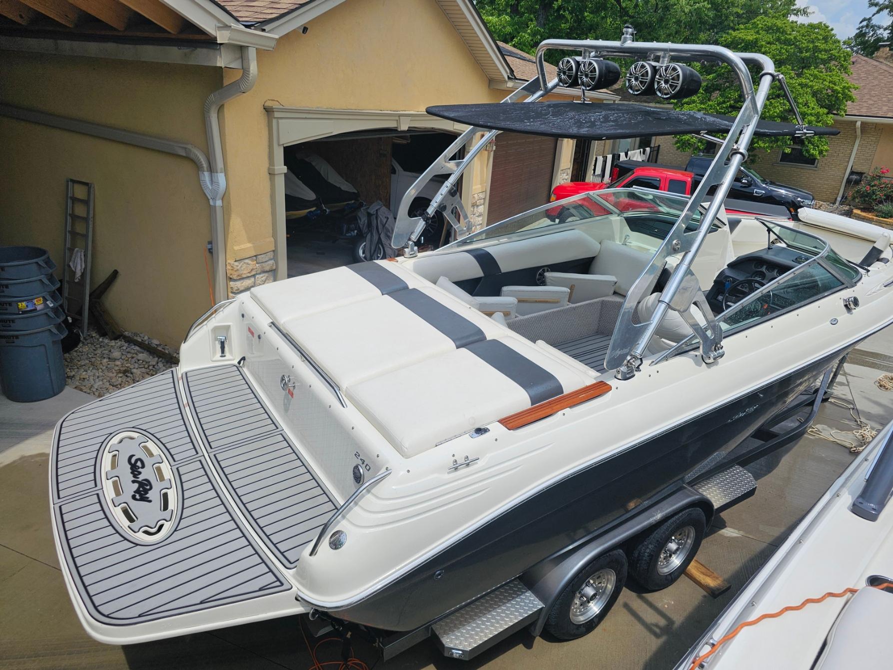1993 Sea Ray 240BR