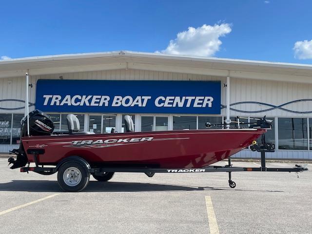 2025 Tracker Super Guide V-16 T