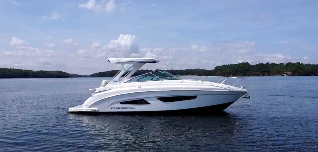 Regal 33 Express 2024 REGAL 33 EXPRESS - Image 1