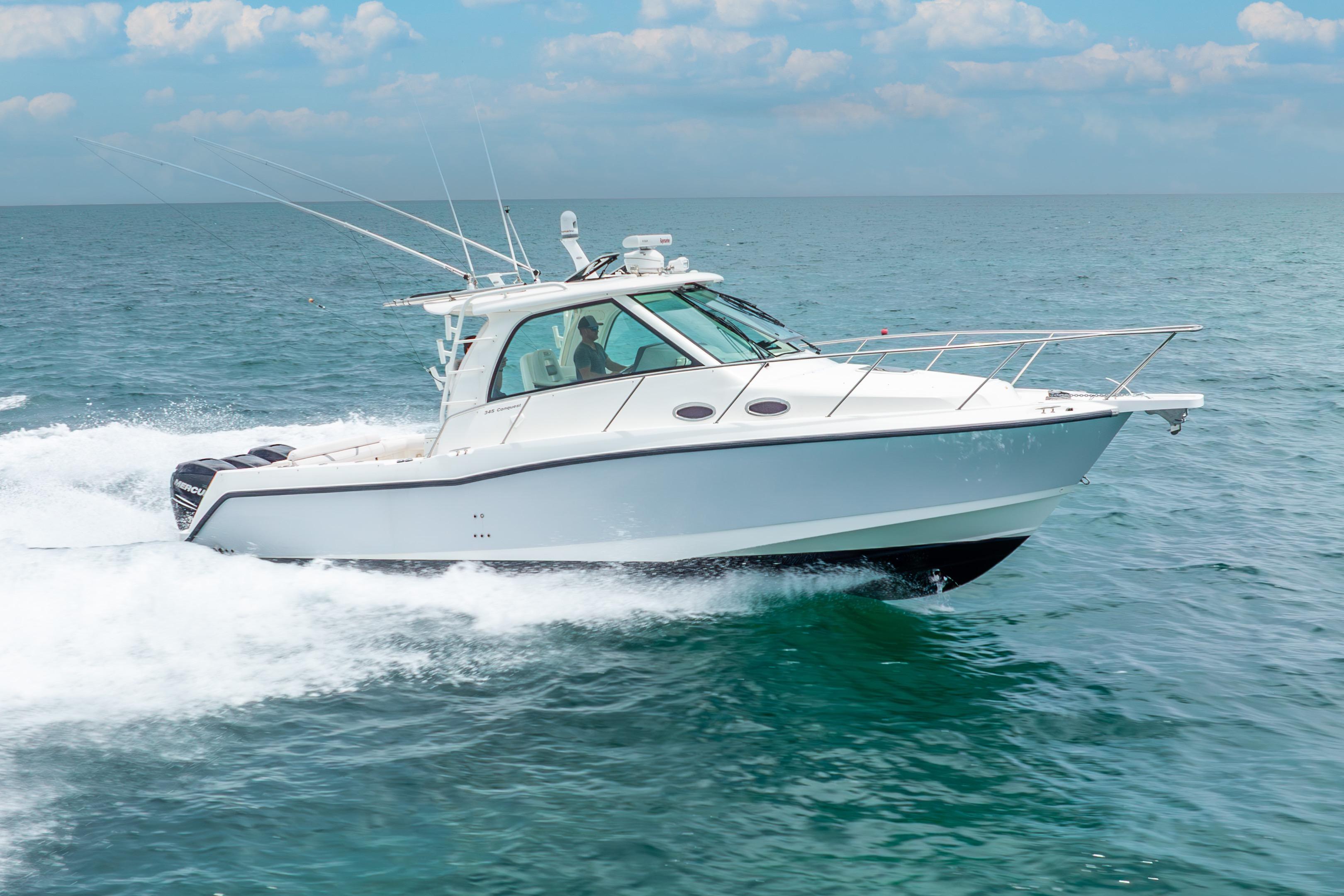 2012 Boston Whaler 345 Conquest