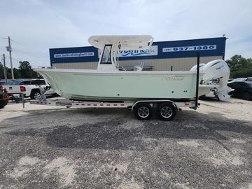 2025 Parker 2600 Center Console