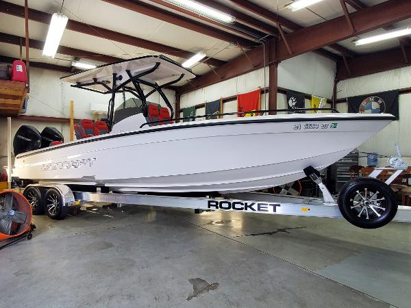 2025 Concept 27' Open Deck
