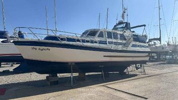 1989 Aquastar 38