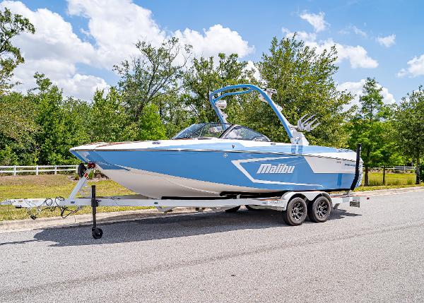 2024 Malibu Wakesetter 24 MXZ