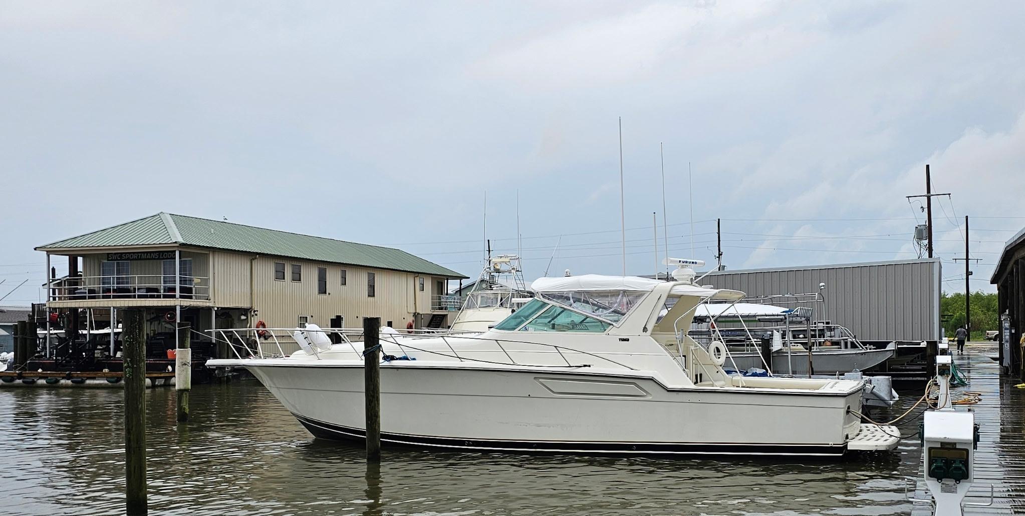 1992 Tiara Yachts 43 Open