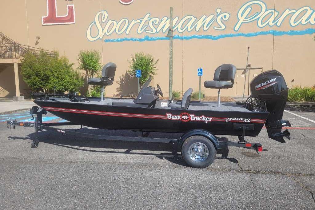 2026 Tracker Bass Tracker Classic XL