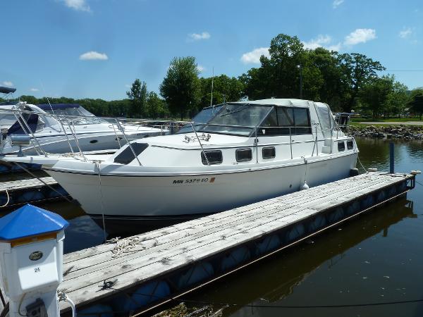1982 Carver 28 Riviera, Red Wing Minnesota - boats.com