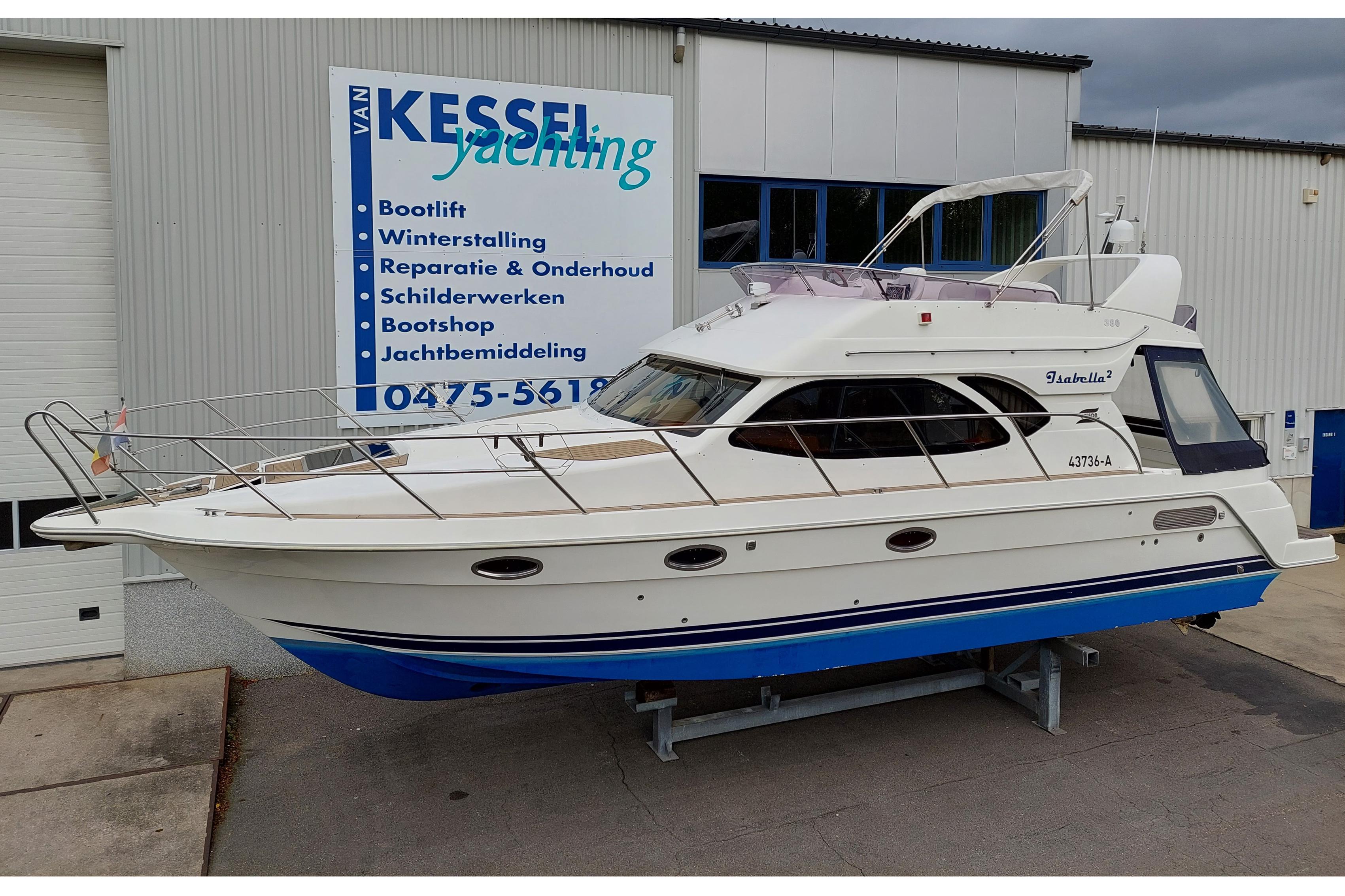 2005 Galeon 380 Fly