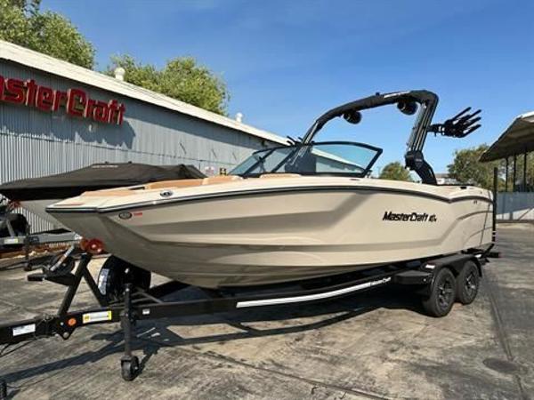2025 MasterCraft NXT23