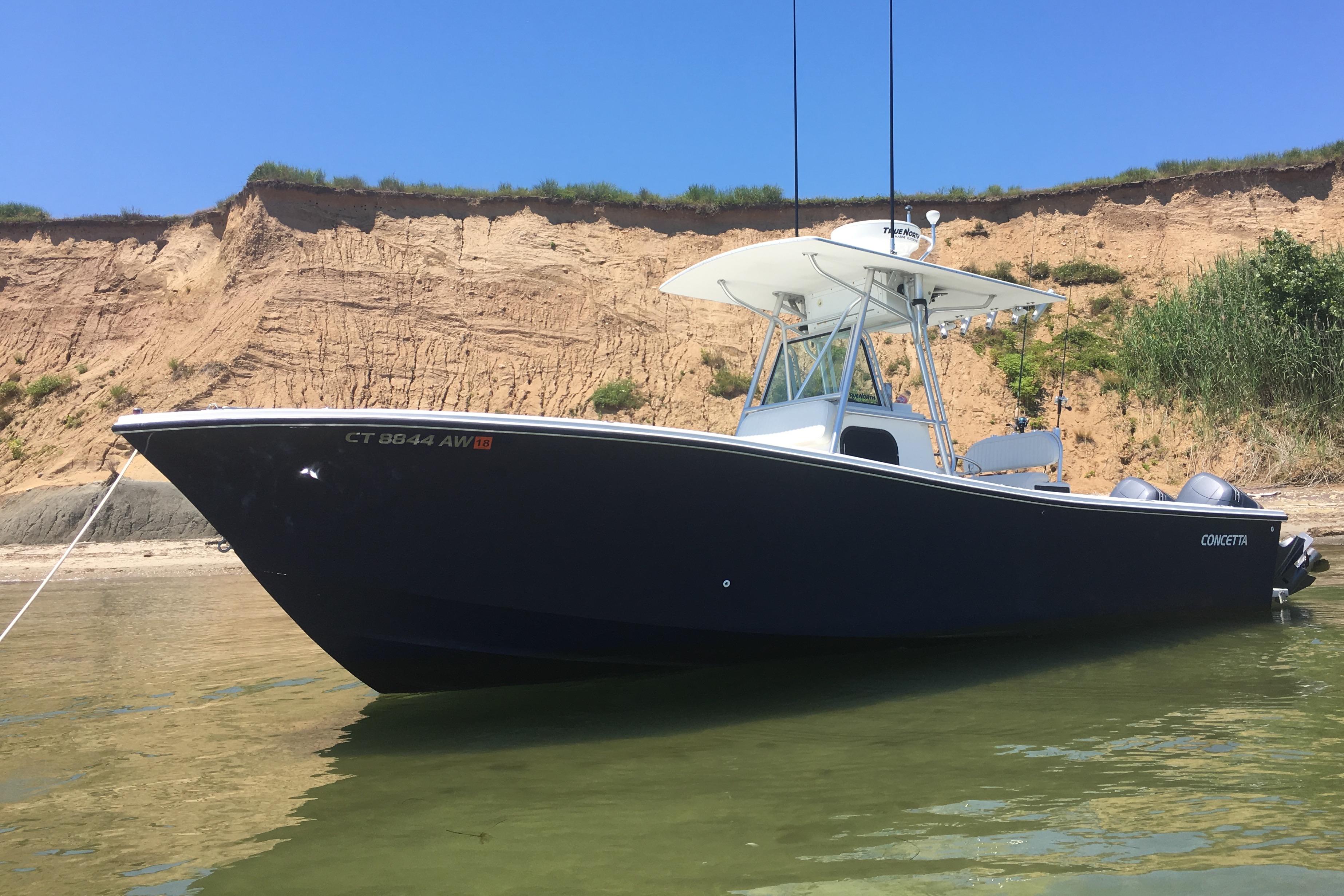 2000 Regulator 26 Center Console