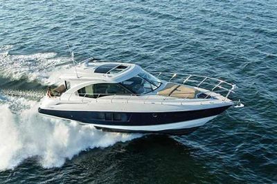 Cruisers Yachts 45 Cantius Boat
