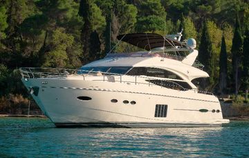 2011 Princess 72 Flybridge Motor Yacht