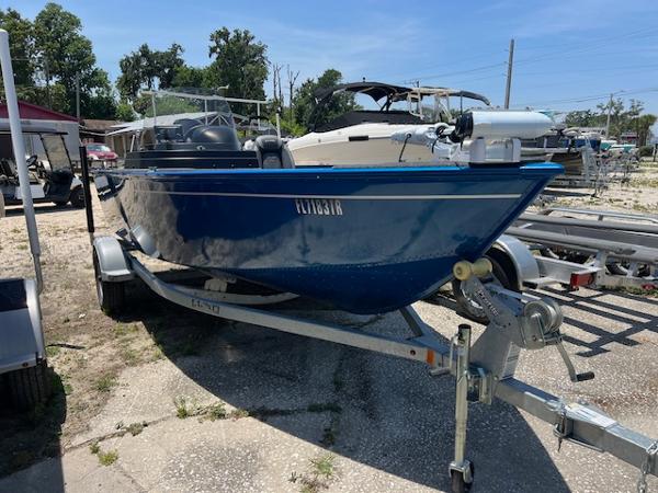2022 Lund 1650 Angler SS