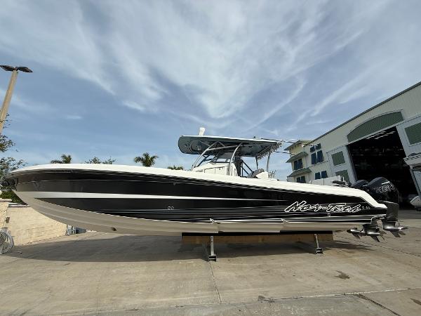 2016 Nor-Tech 392 Super Fish Center Console