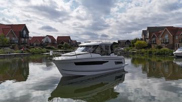2024 Jeanneau Merry Fisher 895