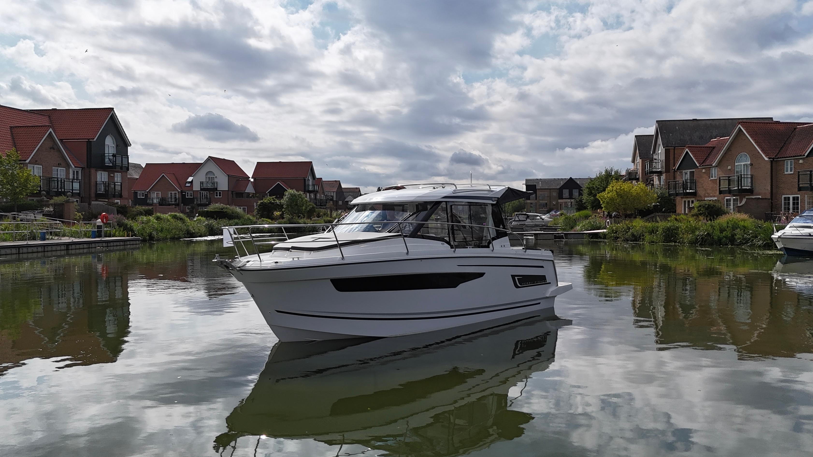 Jeanneau Merry Fisher 895