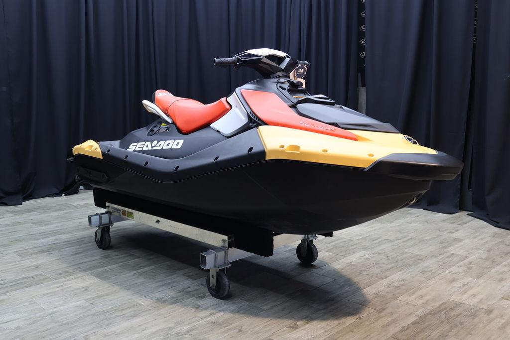 Sea-Doo Spark™ for 2 Rotax® 900 ACE™- 90 CONV wi