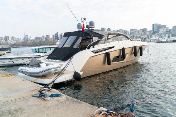 2011 Azimut Atlantis 48