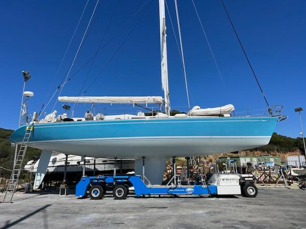 Nautor Swan 60 Nautor Swan 60 yacht from 1996 on a trailer, ready for transport.