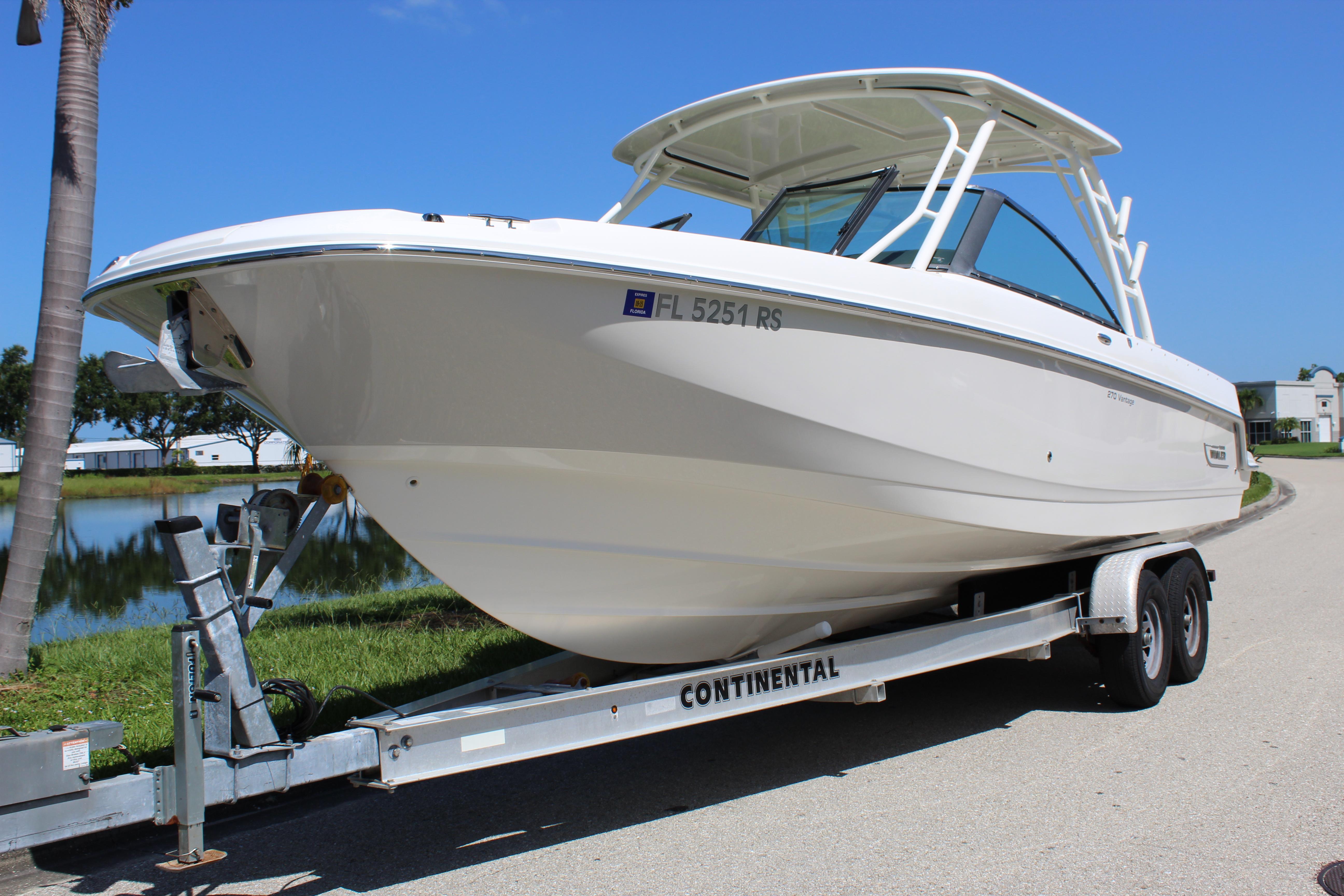 2018 Boston Whaler 270 Vantage