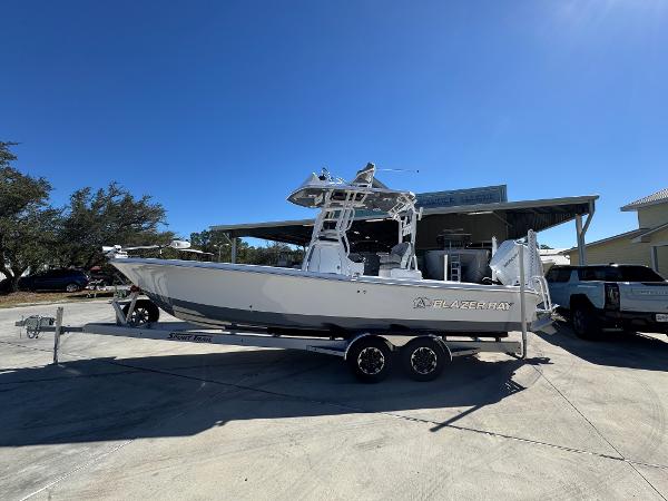 2025 Blazer Bay 2700 Hybrid Bay
