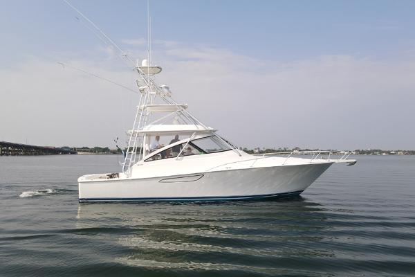 Viking Yachts 42C (2010-)