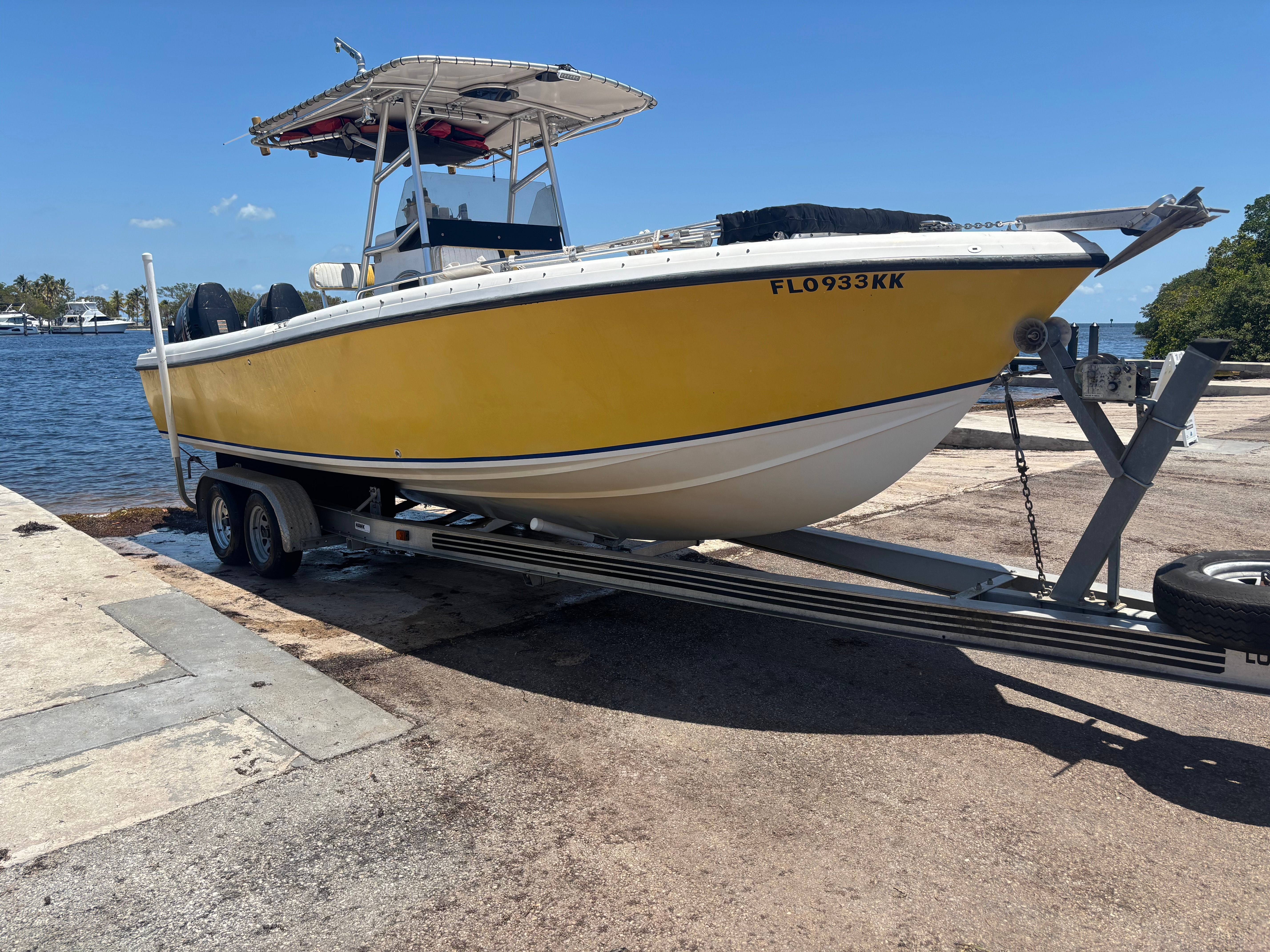 1998 Bluewater Sportfishing 2550