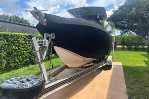 1998 Bluewater Sportfishing 2550