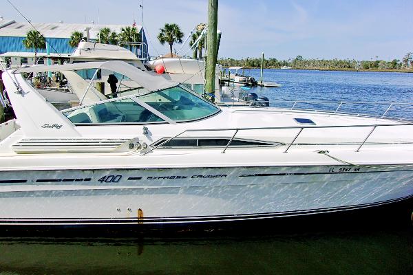 1992 Sea Ray 400 Express Cruiser