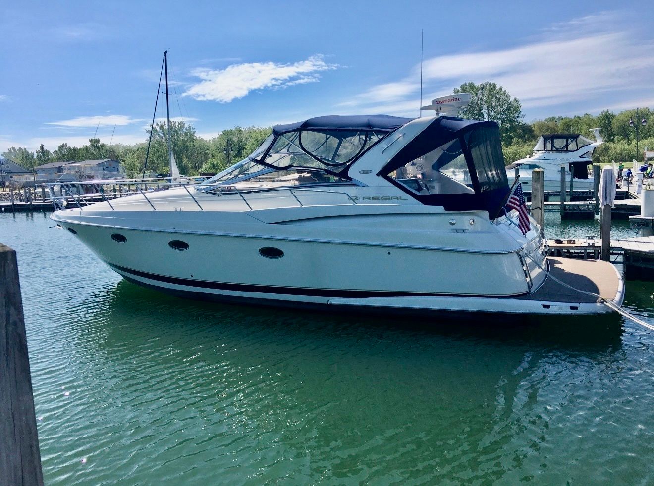 2002 Regal Commodore 3860