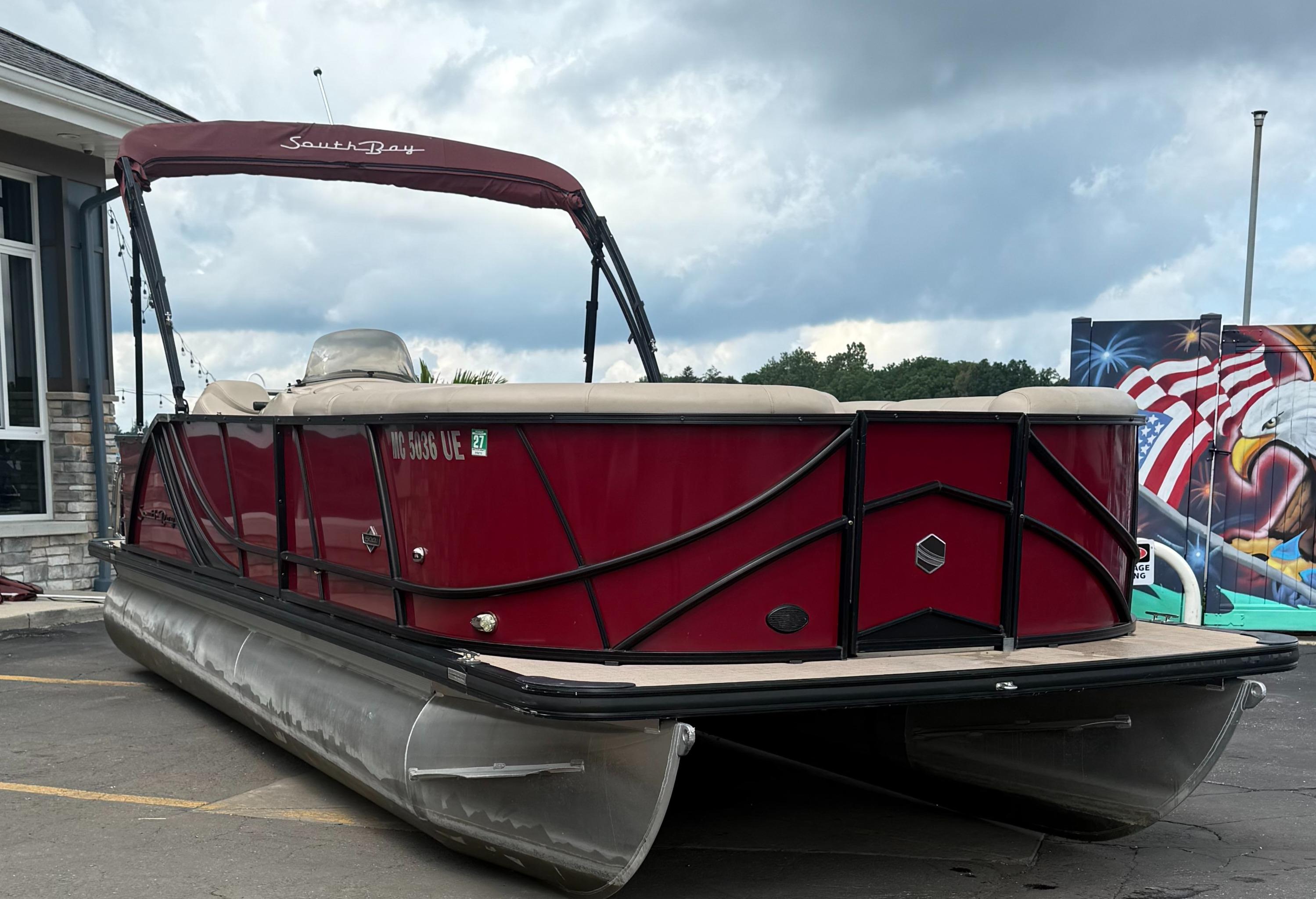 2018 South Bay 523CR