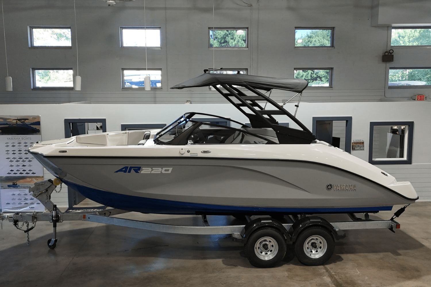 2026 Yamaha Boats AR220