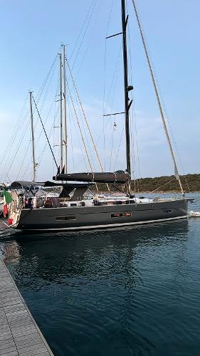 2021 Dufour 530