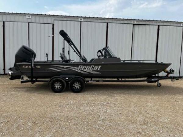 2025 SeaArk ProCat 240