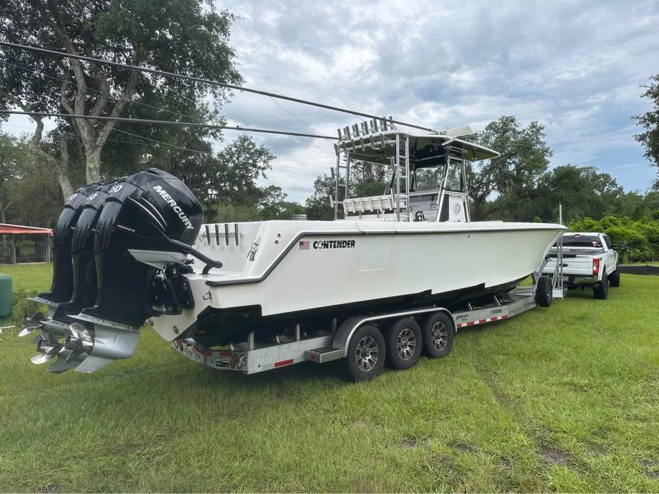 2019 Contender 39 ST