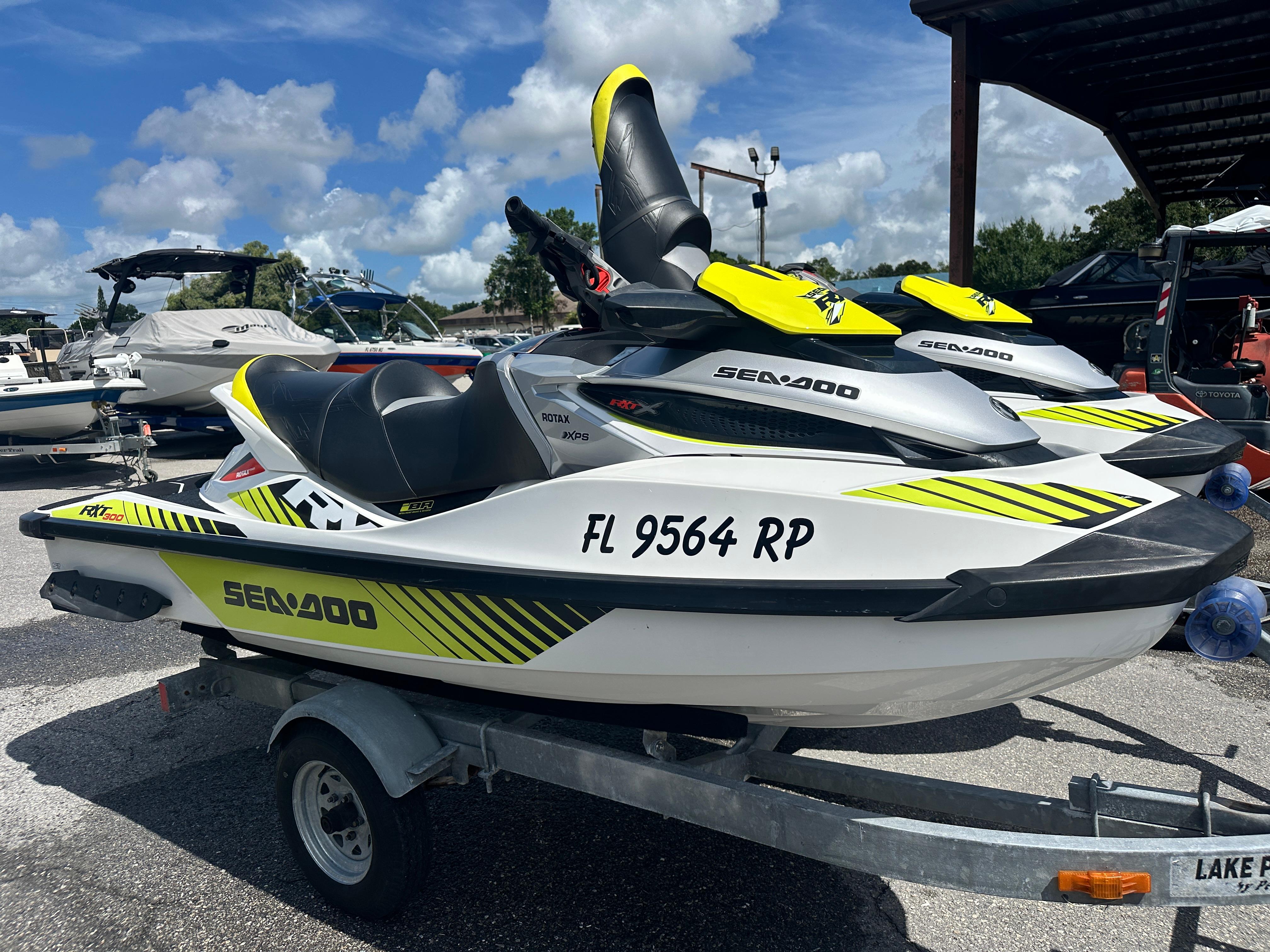 2017 Sea-Doo RXT-X 300