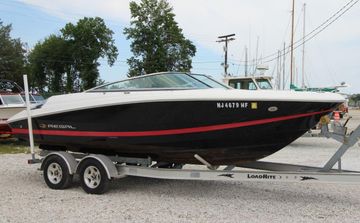 2009 Regal 2200 Bowrider