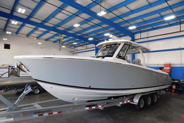 2022 Pursuit S 328 Sport