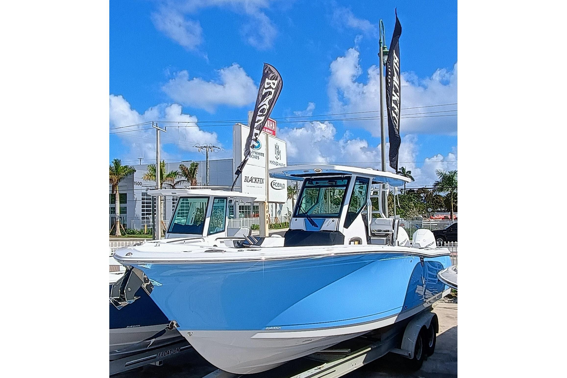 2025 Blackfin 272 CC