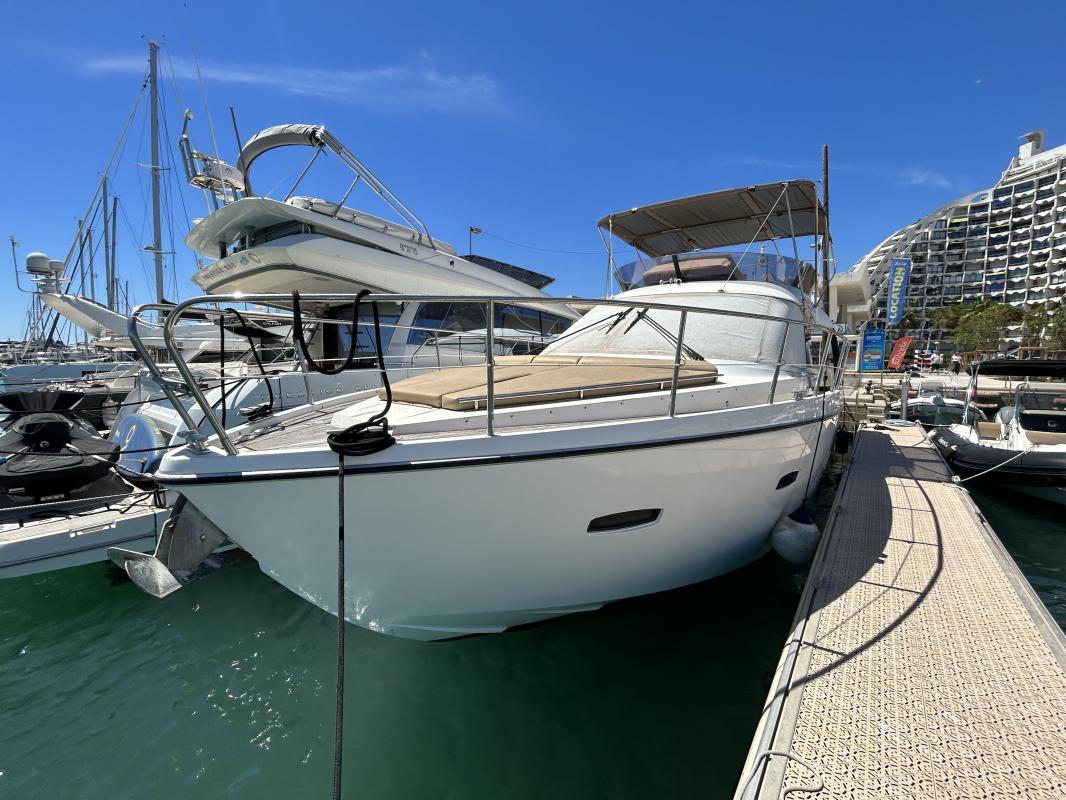 Sealine F42