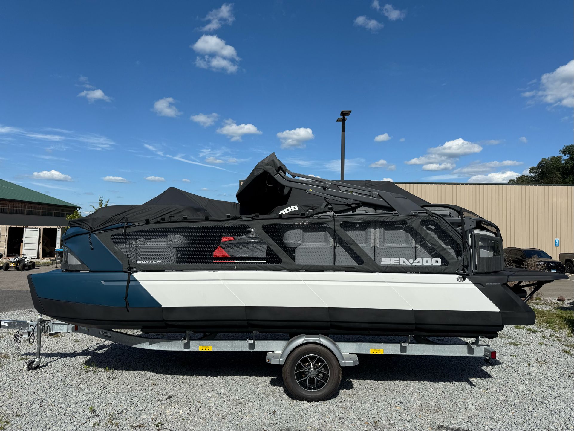 Sea-Doo SWITCH CRUISE 21 FT 230 HP