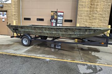 2026 Tracker Grizzly 1860 Utility