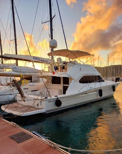 Riviera 51 Flybridge