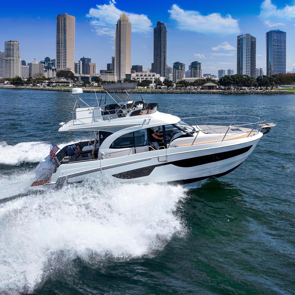 2023 Beneteau Antares 11 Fly