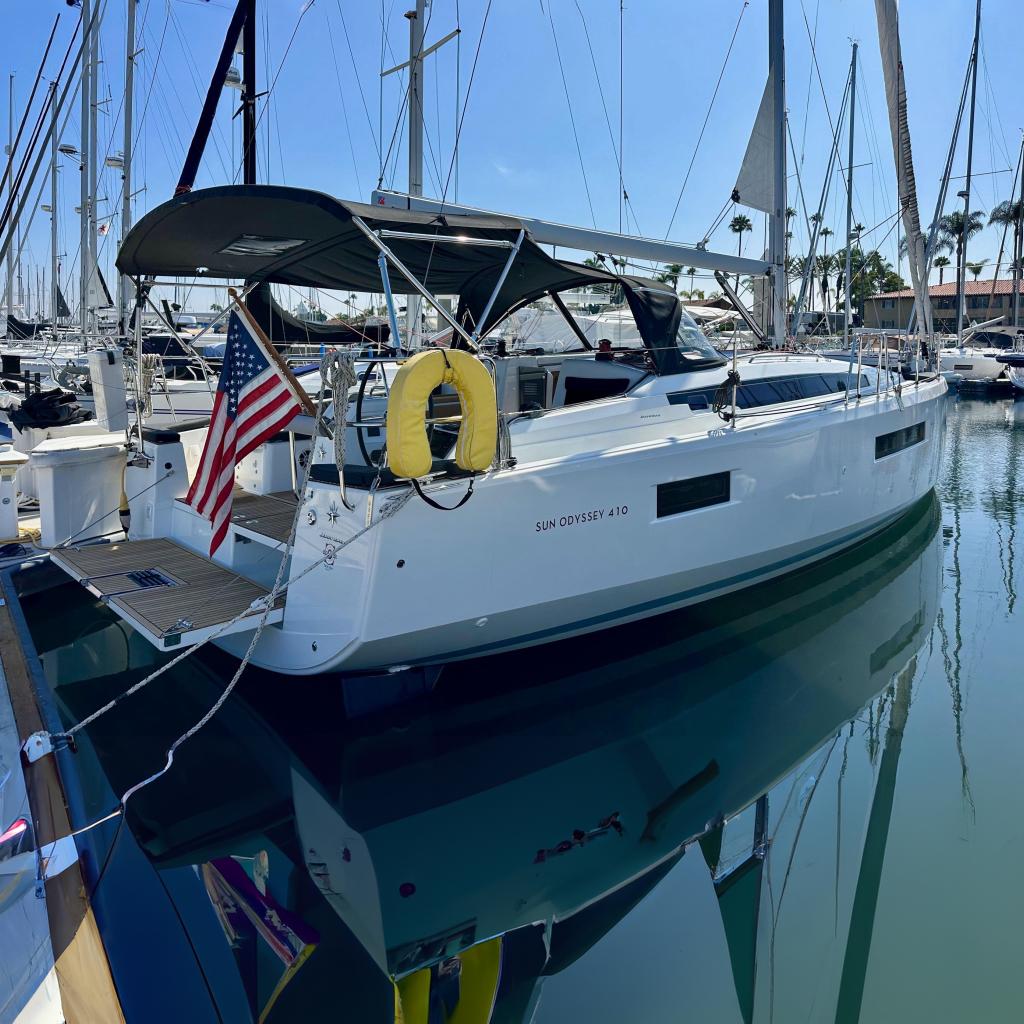 2022 Jeanneau Sun Odyssey 410