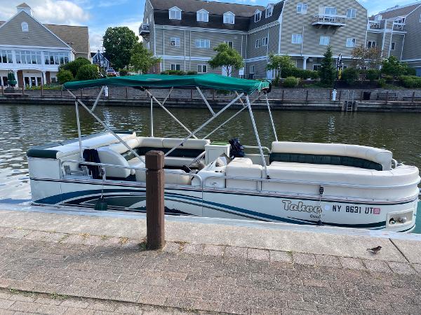 2001 Tahoe Pontoon Grande