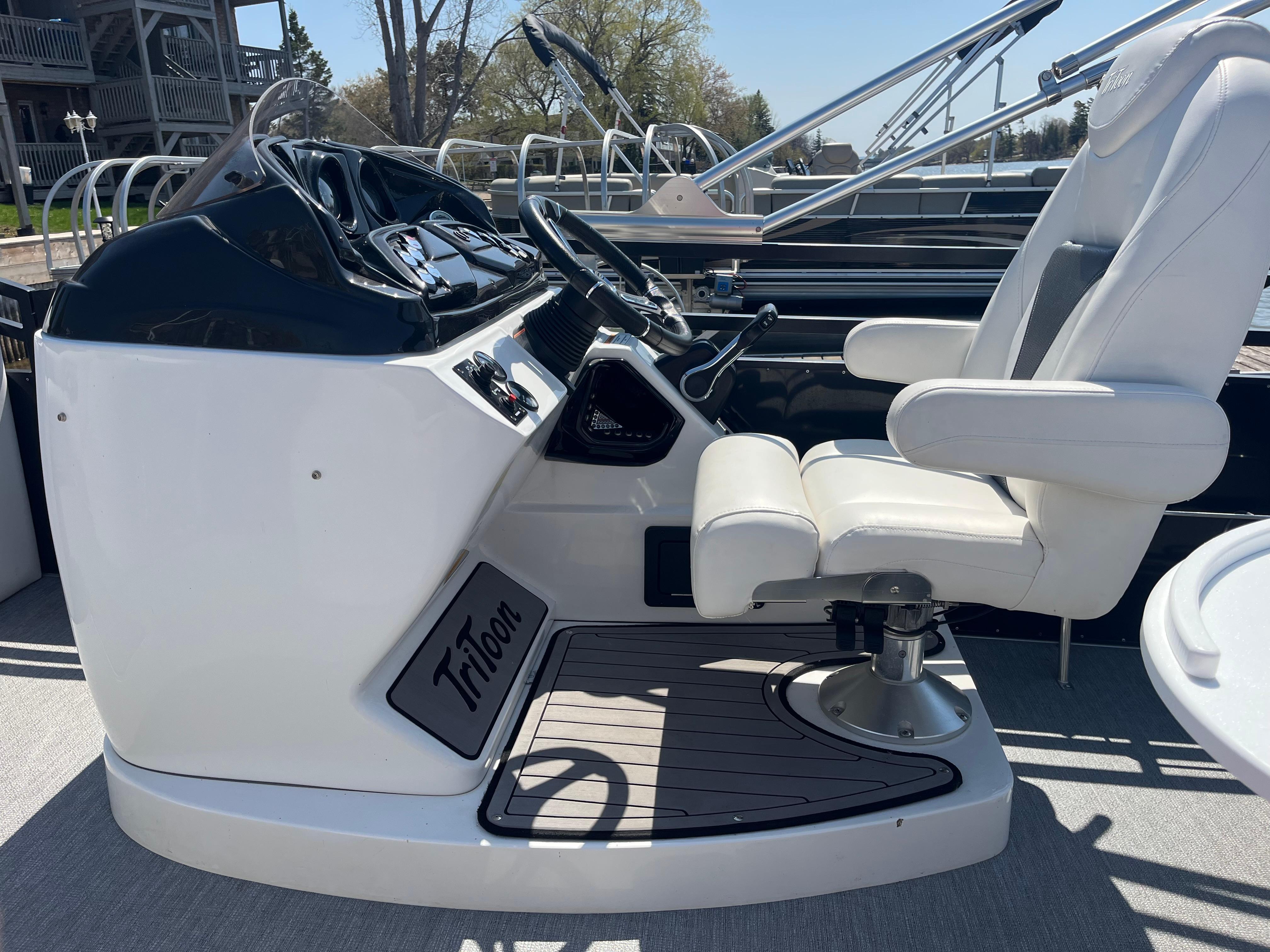 2019 Pontoon JC Neptoon 23 Sport