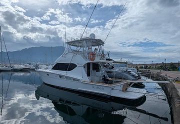 2005 Hatteras 50 Convertible