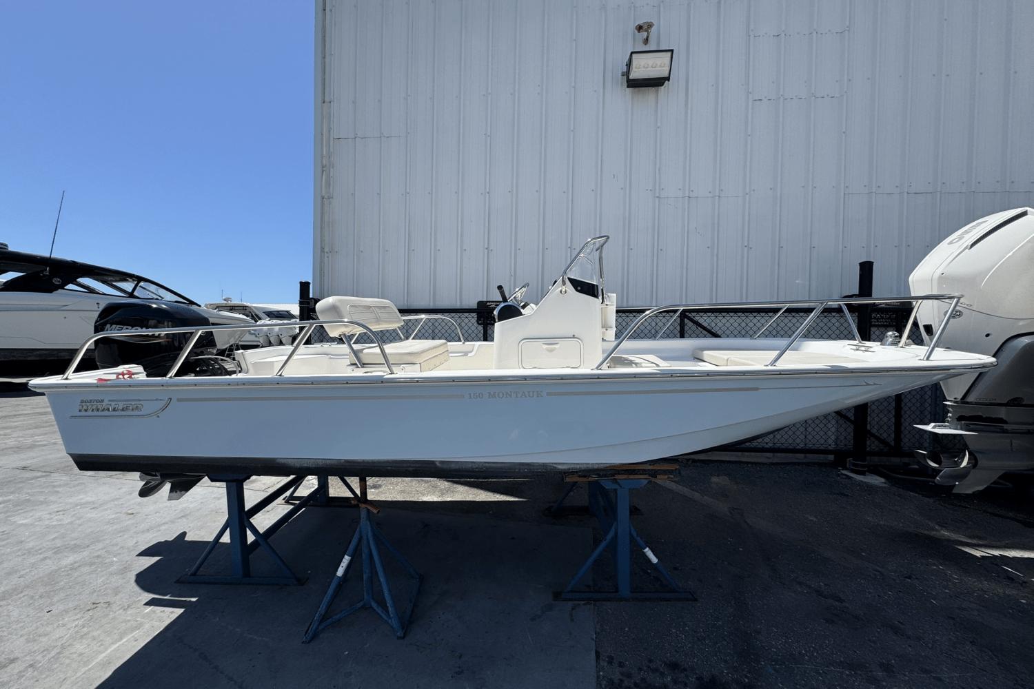 2020 Boston Whaler 150 Montauk